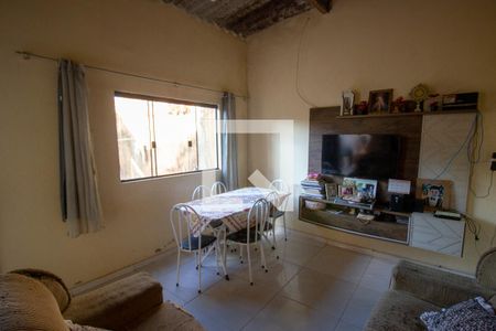 Casa para alugar com 2 quartos, 120m² em Samambaia Sul, Brasília