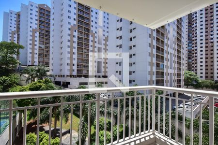 Varanda de apartamento à venda com 2 quartos, 73m² em Jardim Wanda, Taboão da Serra