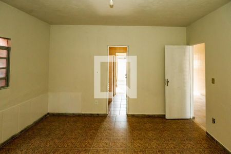Quarto  de kitnet/studio para alugar com 1 quarto, 65m² em Glória, Belo Horizonte