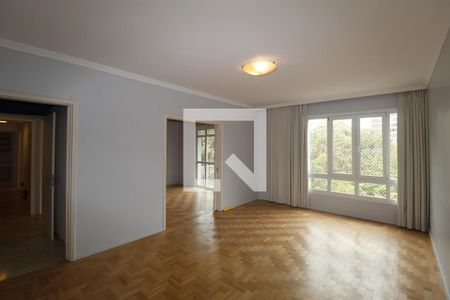 Sala 1 de apartamento para alugar com 4 quartos, 150m² em Rio Branco, Porto Alegre
