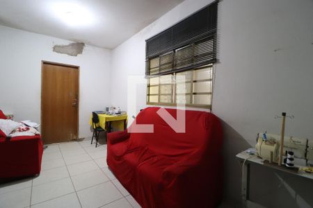 Sala 2 de casa para alugar com 4 quartos, 159m² em Presidente Roosevelt, Uberlândia