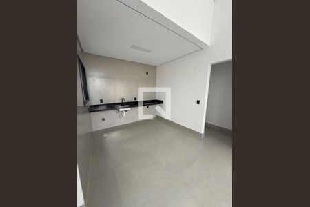 Foto 19 de casa à venda com 3 quartos, 75m² em Jardim Marambaia II, Jundiaí