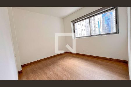 Apartamento à venda com 3 quartos, 110m² em Funcionários, Belo Horizonte