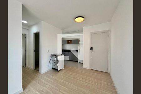 Sala de apartamento para alugar com 1 quarto, 47m² em Centro, Campinas