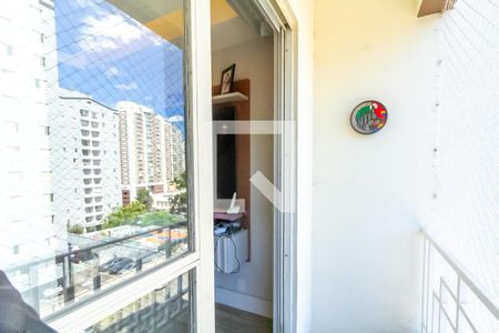Sacada de apartamento à venda com 3 quartos, 65m² em Baeta Neves, São Bernardo do Campo
