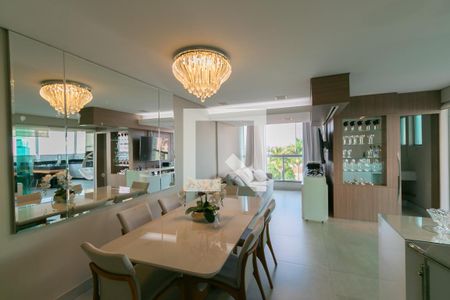 Apartamento à venda com 3 quartos, 216m² em Pampulha, Belo Horizonte