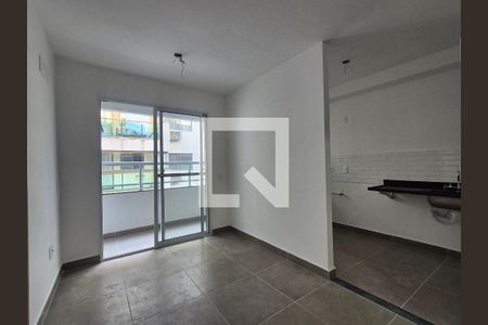 Sala de apartamento para alugar com 2 quartos, 62m² em Recreio dos Bandeirantes, Rio de Janeiro