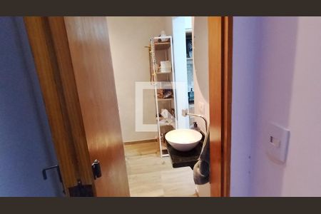 Lavabo de casa de condomínio para alugar com 2 quartos, 70m² em Vila Urupes, Suzano