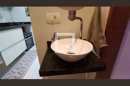 Lavabo de casa de condomínio para alugar com 2 quartos, 70m² em Vila Urupes, Suzano