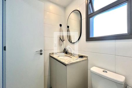 Banheiro de kitnet/studio à venda com 1 quarto, 25m² em Vila Guarani (zona Sul), São Paulo