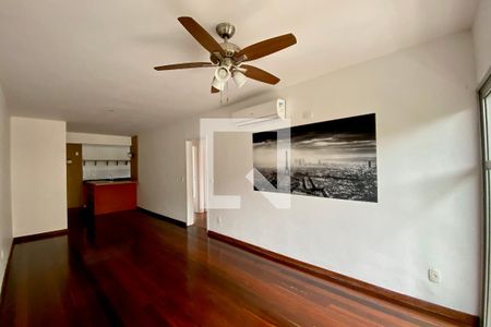 Sala  de apartamento para alugar com 3 quartos, 93m² em Gávea, Rio de Janeiro