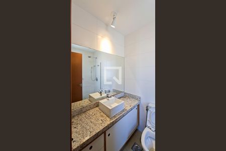 Banheiro da Suíte de apartamento para alugar com 3 quartos, 102m² em Cruzeiro, Belo Horizonte