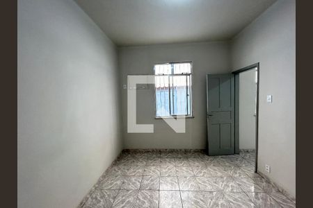SalaQuarto de casa para alugar com 1 quarto, 38m² em Osvaldo Cruz, Rio de Janeiro