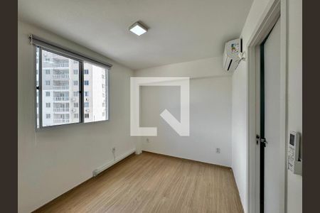Suíte de apartamento para alugar com 2 quartos, 49m² em Barra da Tijuca, Rio de Janeiro