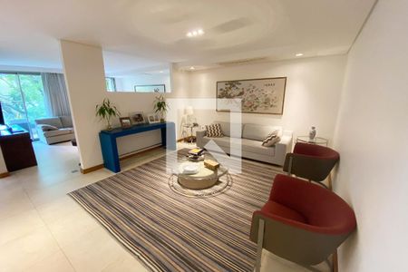 sala de estar 1 de apartamento à venda com 3 quartos, 230m² em Alto de Pinheiros, São Paulo