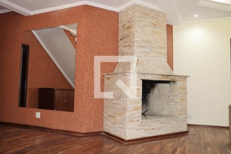 Sala de casa de condomínio para alugar com 5 quartos, 330m² em Jardim Indaia, Embu das Artes