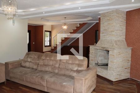 Sala de casa de condomínio para alugar com 5 quartos, 330m² em Jardim Indaia, Embu das Artes