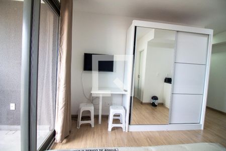 Sala / Quarto - Studio de kitnet/studio à venda com 1 quarto, 30m² em Cidade Monções, São Paulo