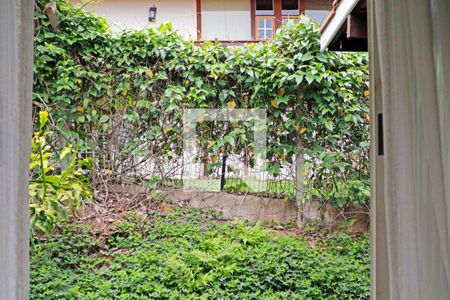 Sala de casa de condomínio para alugar com 3 quartos, 840m² em Condomínio Estância Marambaia, Vinhedo