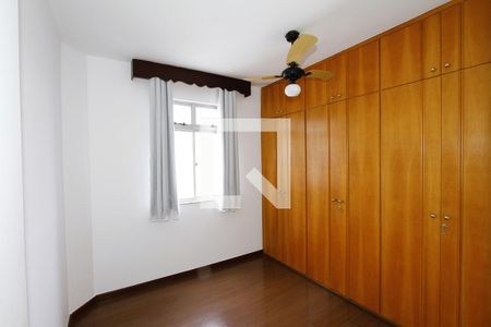 Quarto 1 de apartamento para alugar com 3 quartos, 70m² em Gutierrez, Belo Horizonte