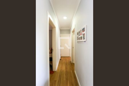 corredor de apartamento para alugar com 3 quartos, 80m² em Chácara Agrindus, Taboão da Serra