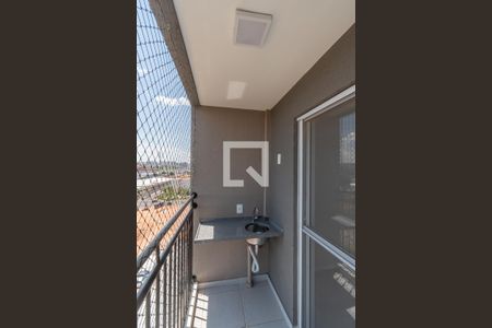 Varanda Sala de Estar/Jantar de apartamento para alugar com 2 quartos, 55m² em Vila Sao Francisco, Hortolândia