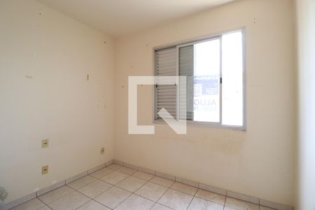 Quarto 2 de apartamento para alugar com 3 quartos, 90m² em Santa Mônica, Uberlândia