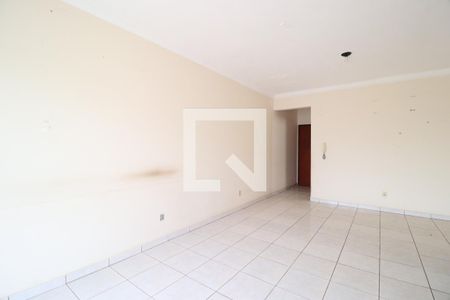 Sala de apartamento para alugar com 3 quartos, 90m² em Santa Mônica, Uberlândia