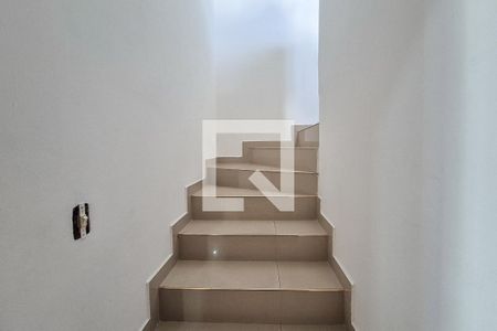 corredor de casa para alugar com 2 quartos, 200m² em Jardim Andrea Demarchi, São Bernardo do Campo