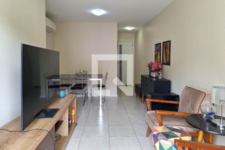 Sala de apartamento para alugar com 2 quartos, 70m² em Badu, Niterói