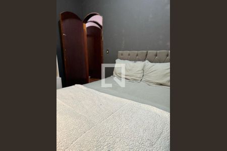 Casa à venda com 3 quartos, 109m² em Jardim do Estádio, Santo André