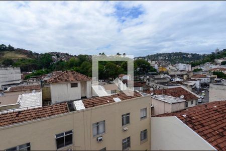 Sala de apartamento para alugar com 2 quartos, 63m² em Praça da Bandeira, Rio de Janeiro