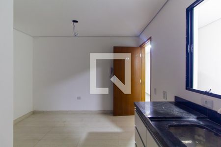 Sala/Cozinha de apartamento para alugar com 1 quarto, 30m² em Vila Paulo Silas, São Paulo