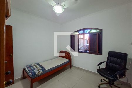 Quarto de casa para alugar com 2 quartos, 70m² em Vila Tupi, Praia Grande