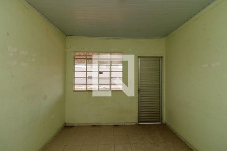 Casa à venda com 5 quartos, 292m² em Vila Nivi, São Paulo