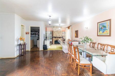 Sala de casa à venda com 4 quartos, 404m² em Santo Antônio, Porto Alegre