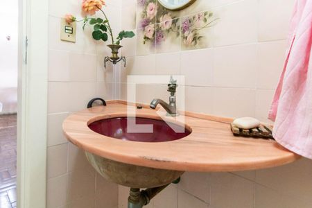 Lavabo de casa à venda com 4 quartos, 404m² em Santo Antônio, Porto Alegre