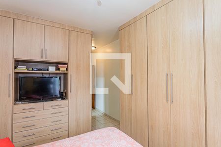 Suite de casa à venda com 3 quartos, 300m² em Jardim Monjolo, São Paulo