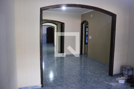 Sala de casa para alugar com 3 quartos, 225m² em Jardim Gracinda, Guarulhos