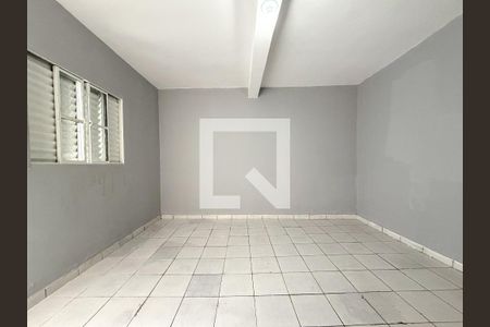 Quarto de casa para alugar com 1 quarto, 40m² em Vila Caraguata, São Paulo