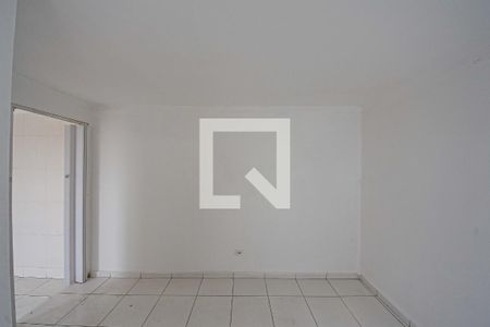 Sala/Quarto de casa para alugar com 1 quarto, 32m² em Vila Margarida, São Paulo