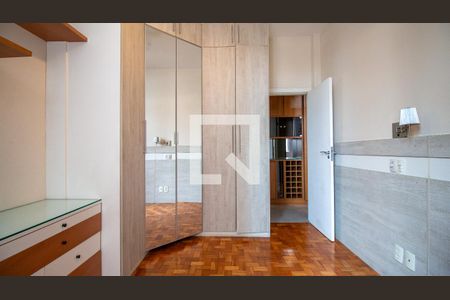 Quarto de apartamento à venda com 1 quarto, 56m² em Maracanã, Rio de Janeiro