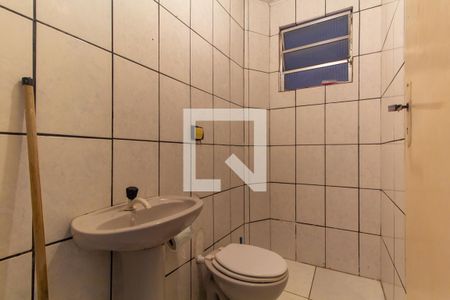 Banheiro 1 de casa para alugar com 3 quartos, 110m² em Jardim Clara Regina, São Paulo