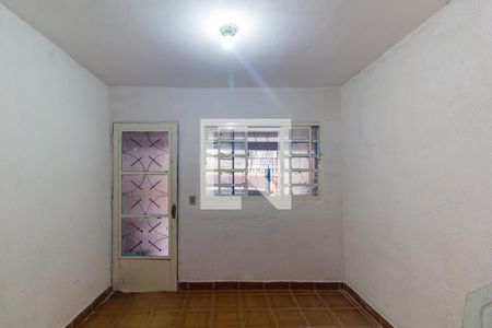Sala de casa para alugar com 3 quartos, 110m² em Jardim Clara Regina, São Paulo