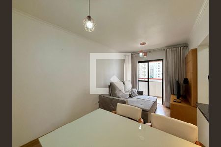 Sala de apartamento para alugar com 1 quarto, 50m² em Brooklin, São Paulo