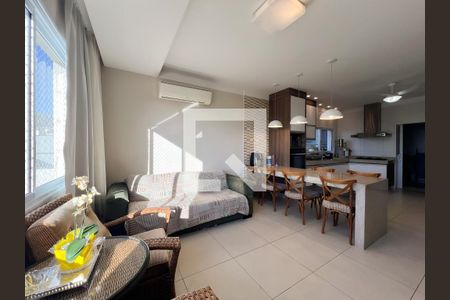 Sala de casa de condomínio para alugar com 5 quartos, 345m² em Jardim Monte Verde, Valinhos