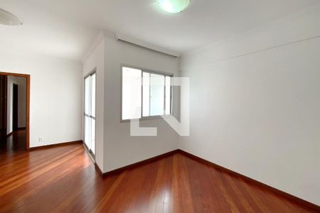 Sala de apartamento à venda com 3 quartos, 110m² em Funcionários, Belo Horizonte