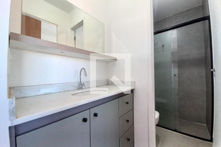 Banheiro de apartamento para alugar com 1 quarto, 34m² em Parque Industrial, Campinas