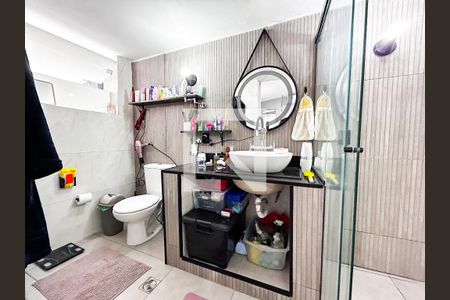 Banheiro da Suíte de casa à venda com 3 quartos, 196m² em Chácara Flora, São Paulo