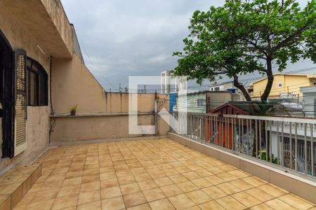 Varanda  de casa à venda com 5 quartos, 300m² em Vila Carrão, São Paulo